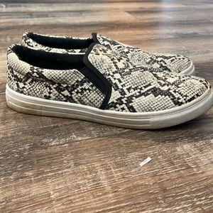Quipid Slip on Shoes- Snakeskin Size 9